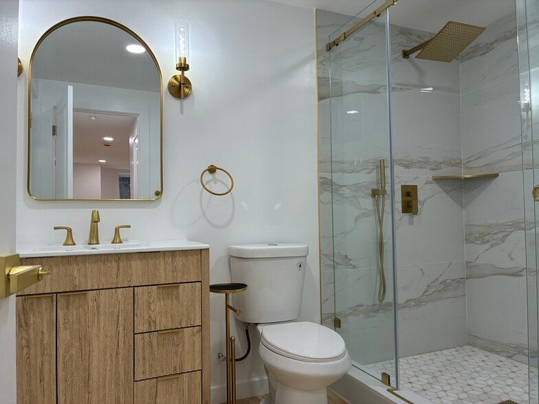 Bathroom - 716 11TH St