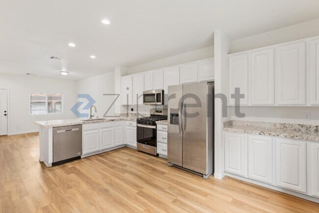 Building Photo - 3444 N Bearpin Gap Ln