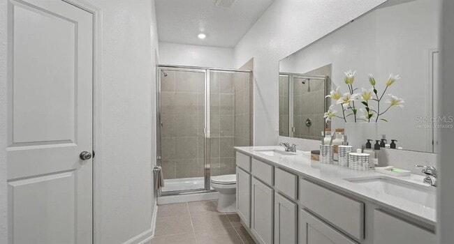 Building Photo - 3247 Watts Ter