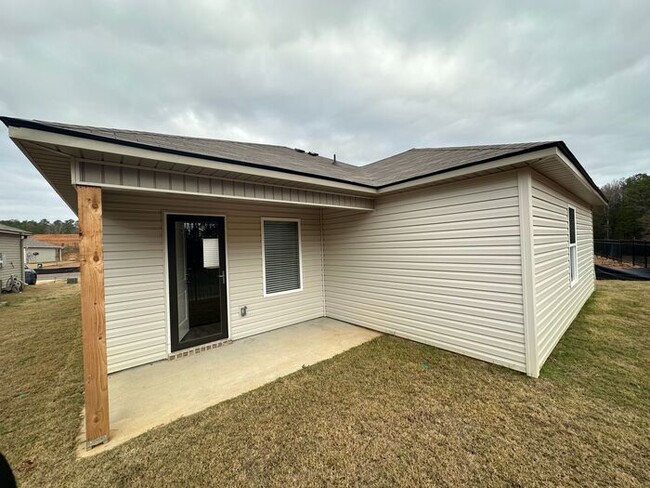 Building Photo - BRAND NEW Three Bedroom | Two Bath Home in...