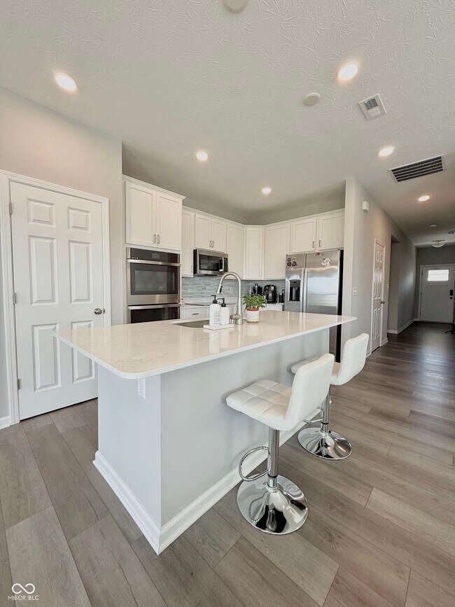 Building Photo - 6608 Ferguson Dr