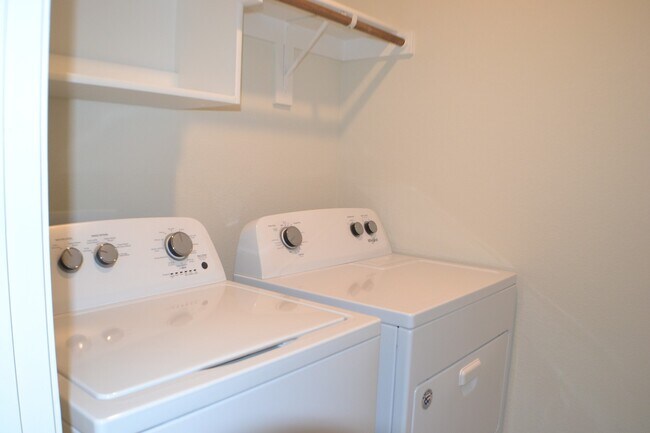 Building Photo - New Built House For Lease in Venus