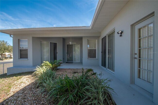 Building Photo - 14780 Edgemere Dr