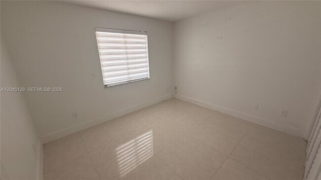 Building Photo - 14671 SW 114th Terrace