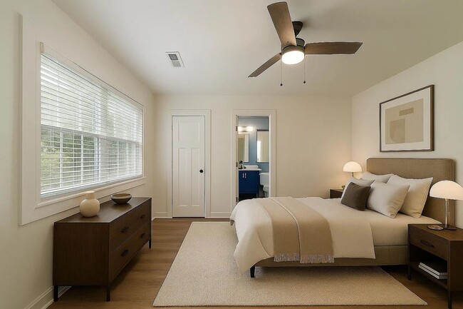 Building Photo - 4 Bedroom 2 Bath House in Corey Woods - Summerville