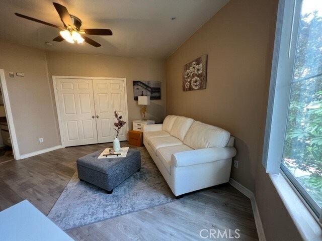 Building Photo - 2233 Martin