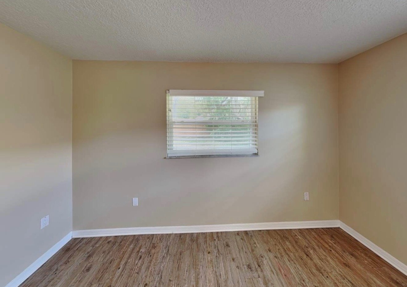 Building Photo - 8141 Caraway Dr
