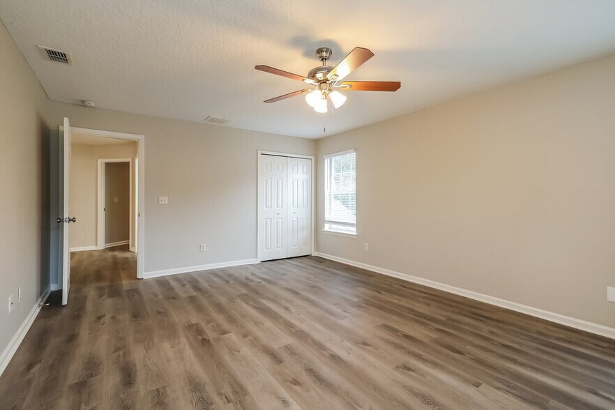 Building Photo - 3016 Stonewood Way