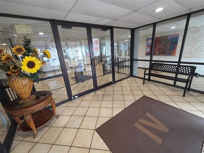 Primary Photo - 4158 Inverrary Dr