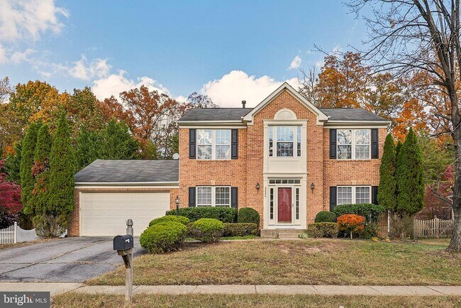 Building Photo - 2880 Myrtlewood Dr