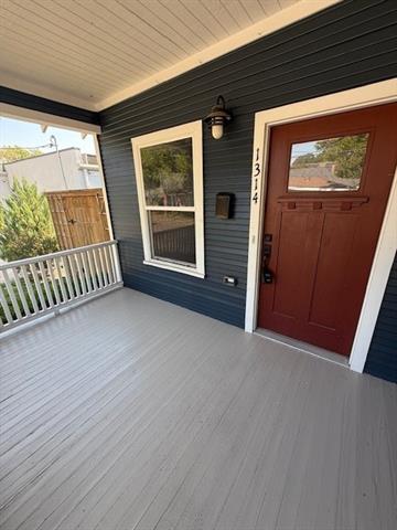 Building Photo - 1314 Stewart Dr