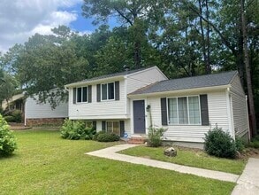 Building Photo - 101 Forestview Cir