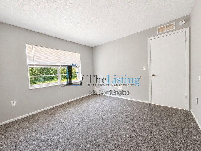 Building Photo - 12258 Foothill St