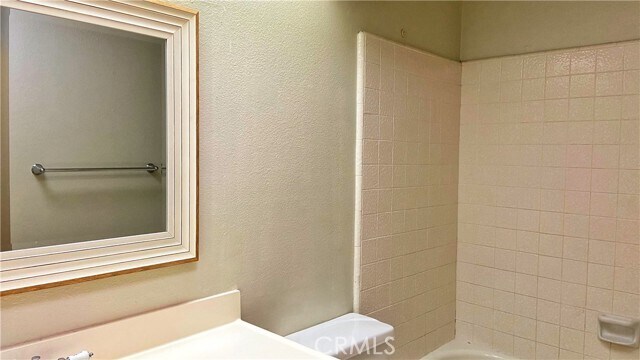 Building Photo - 1830 N Fairgreen Dr