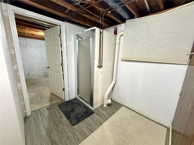 Building Photo - 225 Sunrise Blvd