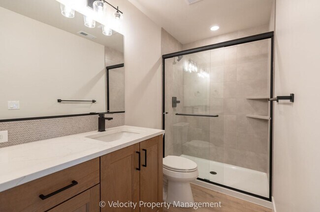 Building Photo - 3032 NE Terreo Pl