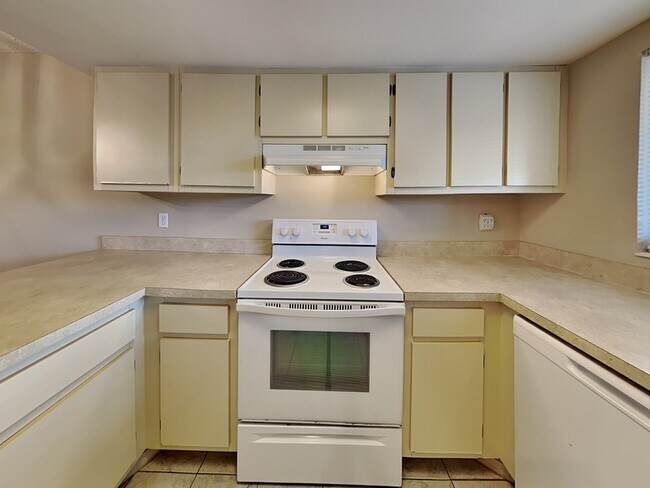 Building Photo - 1054 Lotus Cove Ct