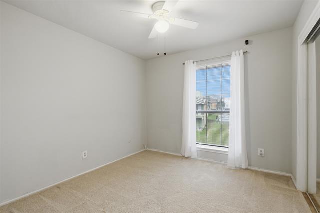 Building Photo - 5909 Lake Hubbard Pkwy