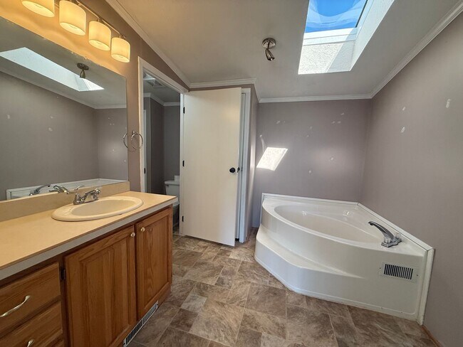 Building Photo - 3 Bed 2 Bath in Almo