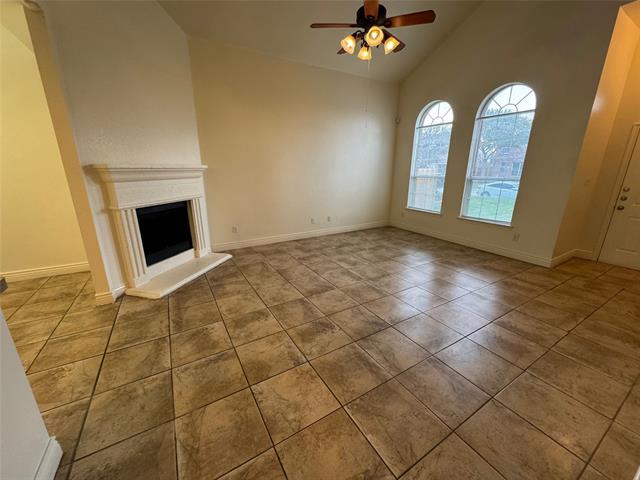 Building Photo - 8213 3 Bars Dr