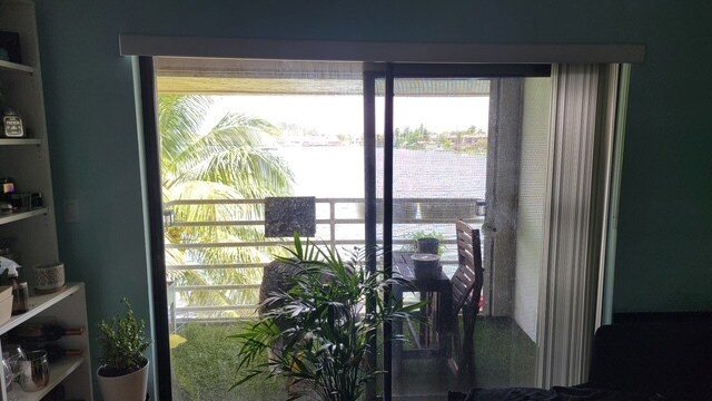 Building Photo - 2762 W 60th St