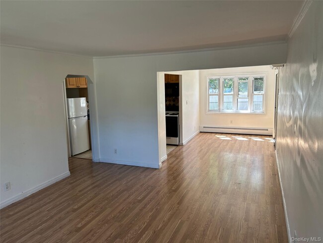 Building Photo - 63 I U Willets Rd