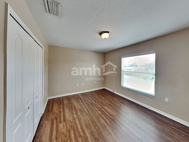 Building Photo - 12812 Standbridge Dr