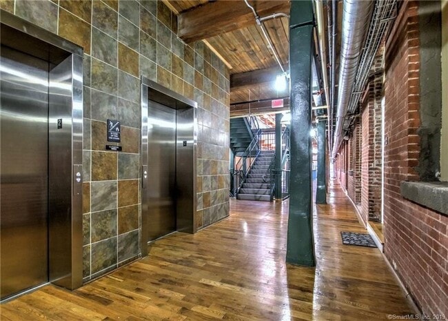 Building Photo - 145 Canal St