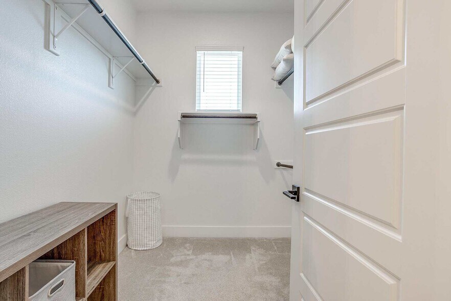 Building Photo - 2818 Addison Park Ln