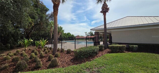 Building Photo - 9215 Mountain Magnolia Dr