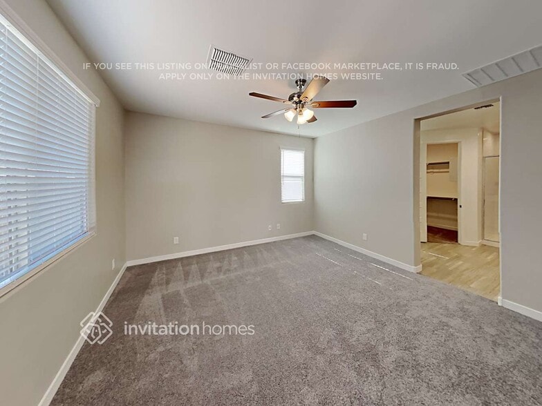 Building Photo - 5921 N 195th Dr