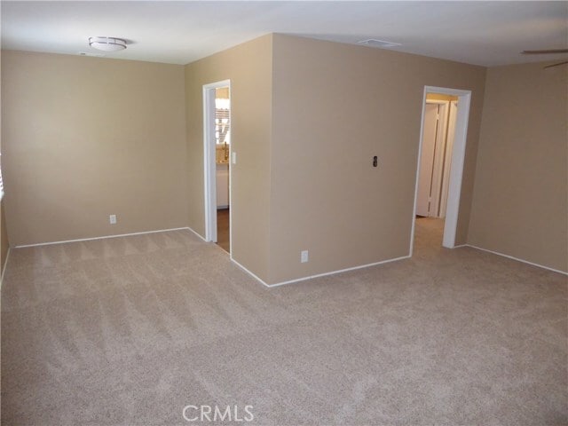 Building Photo - 6735 Yellowstone Dr