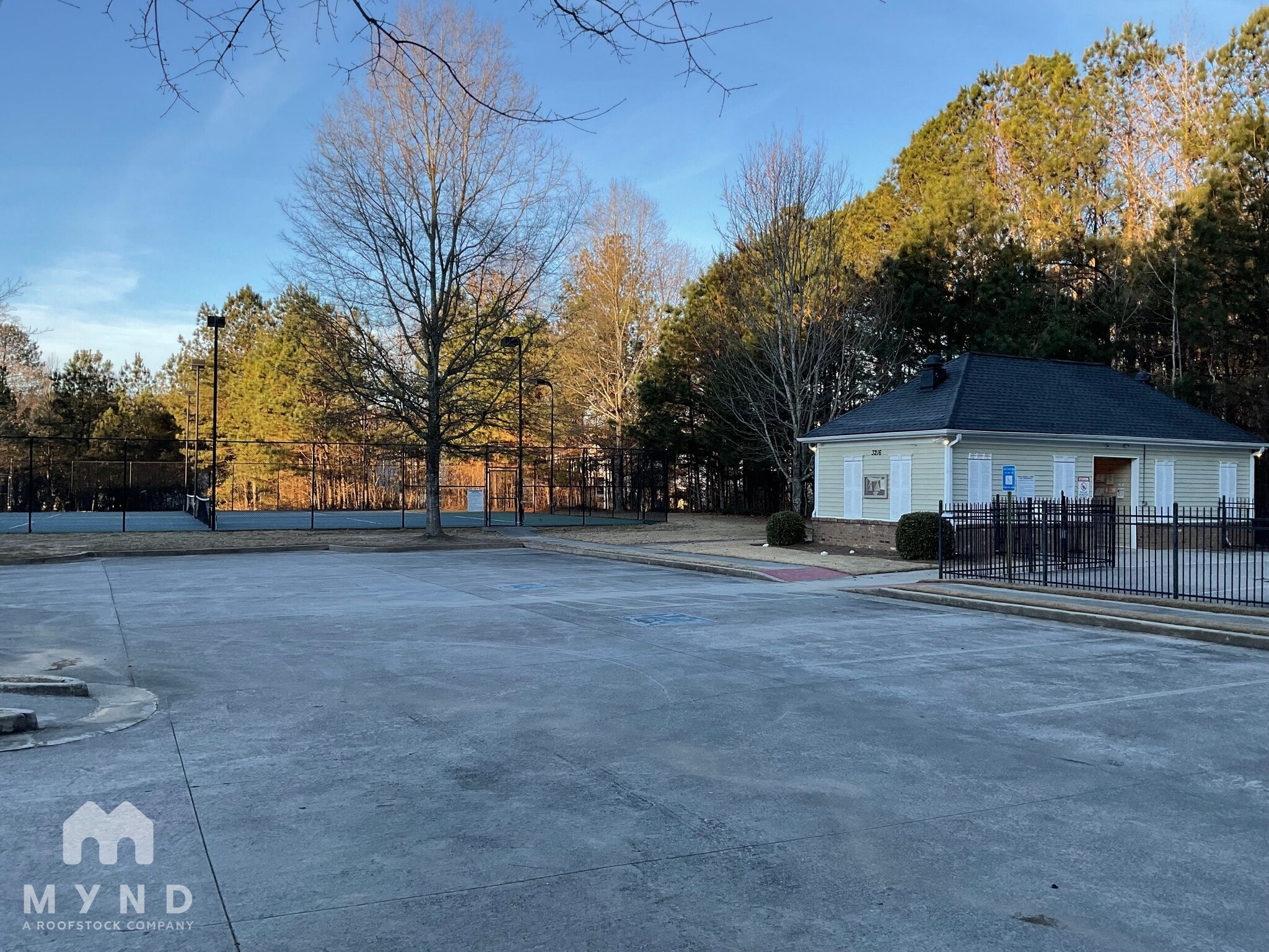 Building Photo - 3485 Bridle Brook Dr NE