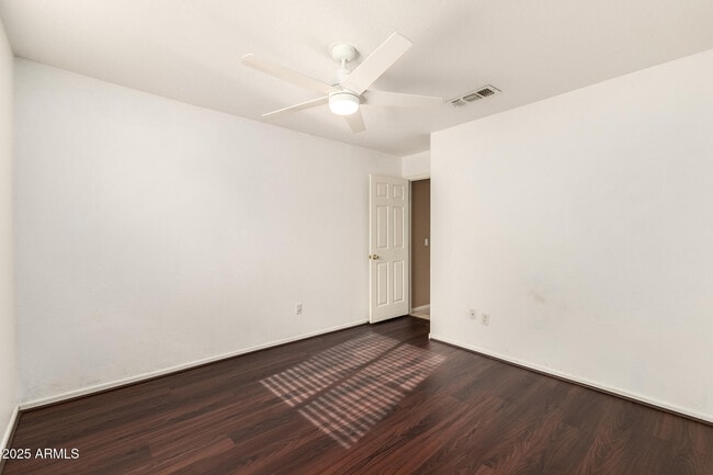 Building Photo - 15221 N 87th Dr