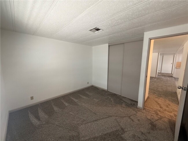 Building Photo - 2275 Lass Ave