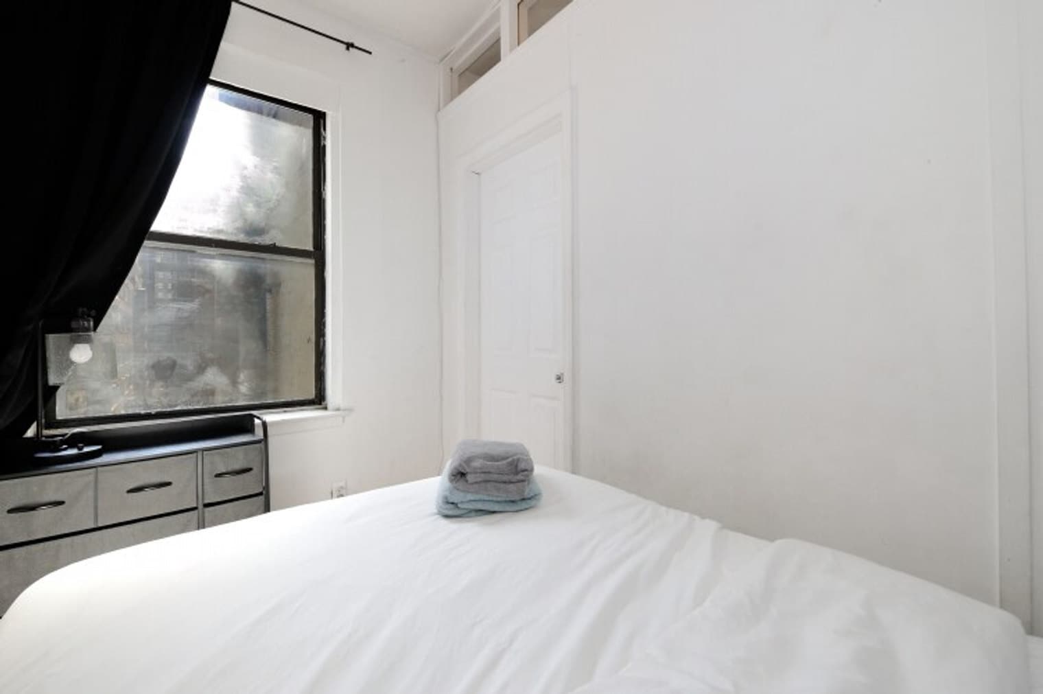 Building Photo - 474 9th Ave