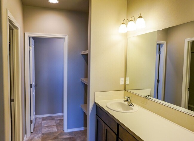 Building Photo - Brand New Home in Hayden North