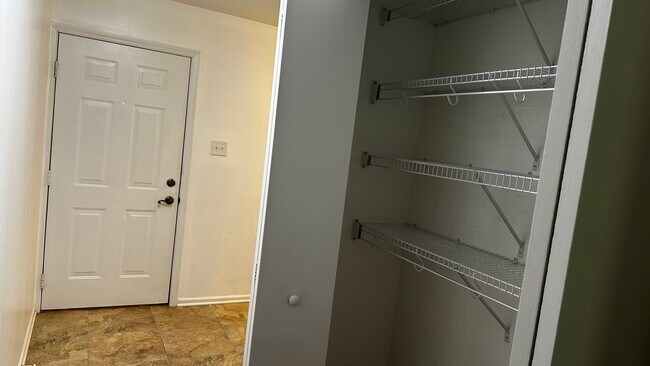 Building Photo - 350 Tavistock