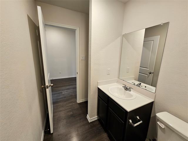 Building Photo - 2220 Rosemary Wy