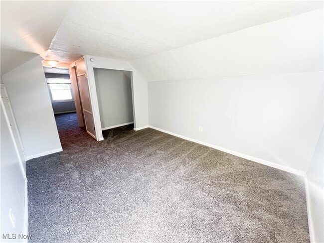 Building Photo - 2290 Suncrest Dr