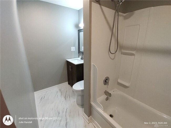 Building Photo - 5206 Powell Rd