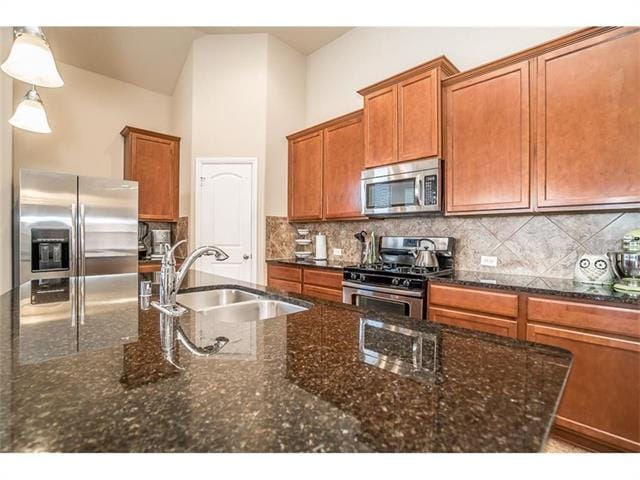 Building Photo - 1405 Nightingale Dr