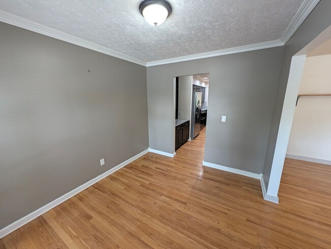 Building Photo - 808 Leprechaun Ln