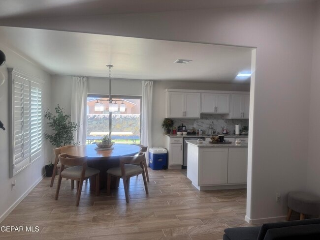 Building Photo - 12445 Polo Norte Dr