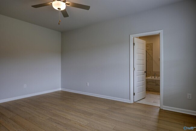 Building Photo - 223 Waylan Rdg Ln