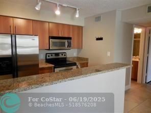 Building Photo - 1020 Crystal Way