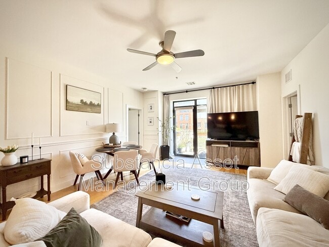 Building Photo - 444 N Central Ave