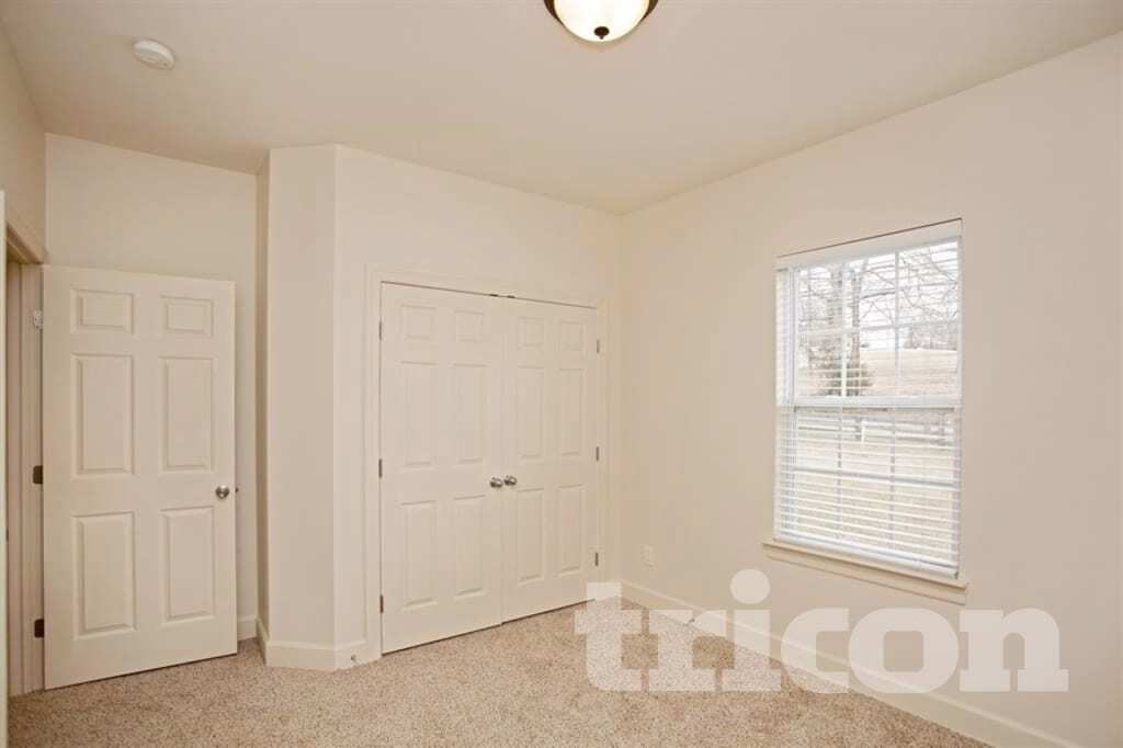 Building Photo - 500 Dante Ranch Ln