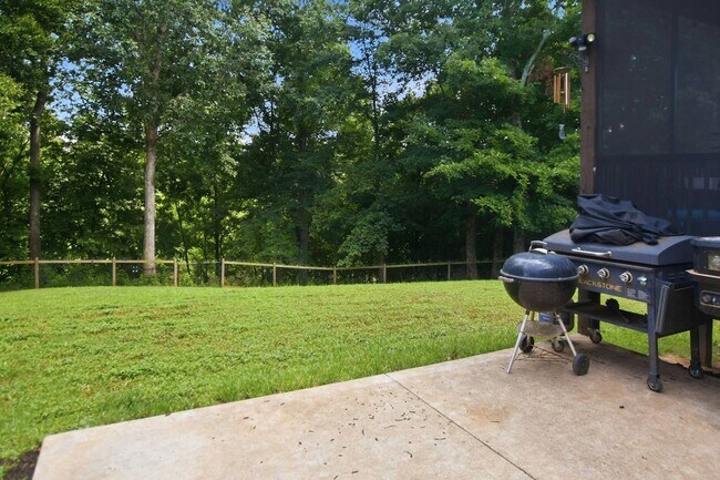 Building Photo - 3141 Timberdale Dr
