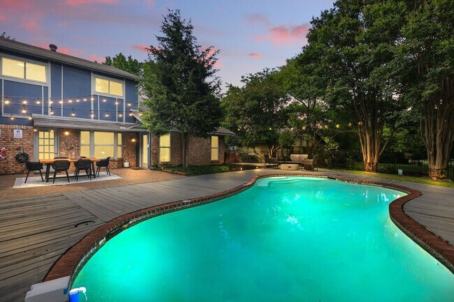 Building Photo - 5830 Jester Dr